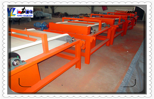 磁選機(jī),磁選機(jī)廠家,干選磁選機(jī),河南干選磁選機(jī)廠家服務(wù) 磁選機(jī),磁選機(jī)廠家,干選磁選機(jī),河南干選磁選機(jī)廠家服務(wù)