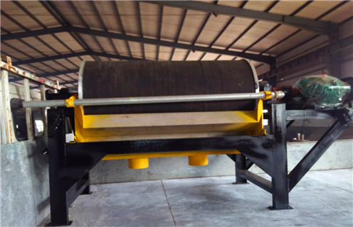 鈦鐵礦磁選機，鈦鐵礦磁選機的輸送磁性產品能力效果更明顯！型號參數(shù)_鈦鐵礦磁選機的輸送磁性產品能力效果更明顯！磁場一般為多少_磁塊如何排列 