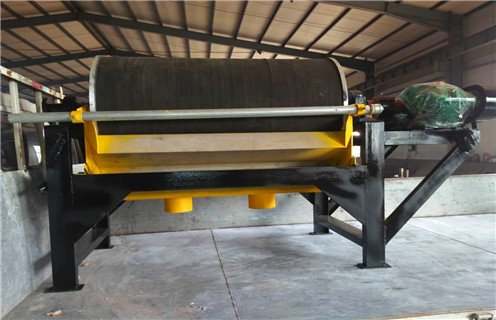 小型磁選機(jī)，每一臺(tái)小型磁選機(jī)都有自己的發(fā)展舞臺(tái)_礦用每一臺(tái)小型磁選機(jī)都有自己的發(fā)展舞臺(tái)_小型強(qiáng)磁滾筒磁選機(jī)