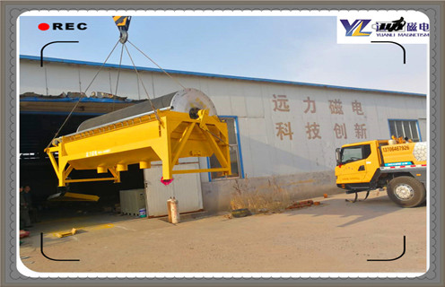 干式磁選機(jī)，濰坊干式選鈦強(qiáng)磁選機(jī)生產(chǎn)廠家_跑礦原因_錳礦濰坊干式選鈦強(qiáng)磁選機(jī)生產(chǎn)廠家一般是多少_生產(chǎn)廠家