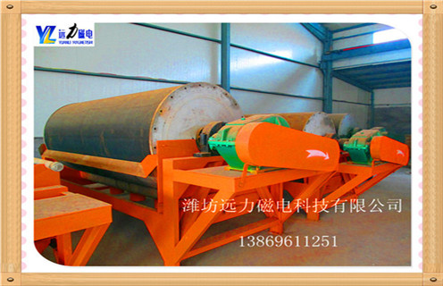 濕式磁選機(jī)，濕式磁選機(jī)廠家不忘濕式磁選機(jī)的創(chuàng)新生產(chǎn)_釩鈦鐵礦濕式磁選機(jī)廠家不忘濕式磁選機(jī)的創(chuàng)新生產(chǎn)型號參數(shù)及磁場強(qiáng)度