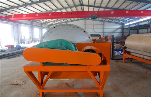 強磁磁選機，強磁磁選機設(shè)備低投入高產(chǎn)出客戶使用更滿意，強磁磁選機設(shè)備低投入高產(chǎn)出客戶使用更滿意，磁場一般為多少_磁塊如何排列 