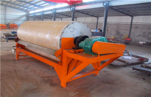 小型磁選機，小型磁選機廠家以服務(wù)客戶為生產(chǎn)目標_輥式小型磁選機廠家以服務(wù)客戶為生產(chǎn)目標_磁塊如何排列