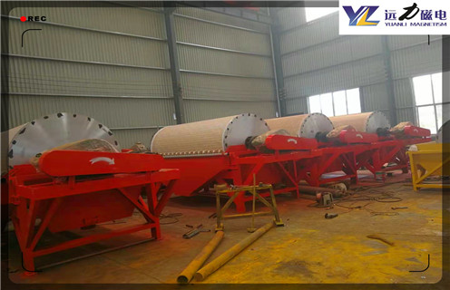 永磁筒式磁選機，運城永磁筒式磁選機應(yīng)用_遠力運城永磁筒式磁選機應(yīng)用使用注意事項磁場分布圖