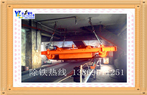 鐵礦磁選機，青海新的鐵礦磁選機_推薦合適廠家皮帶及工作原理_青海新的鐵礦磁選機生產(chǎn)廠家